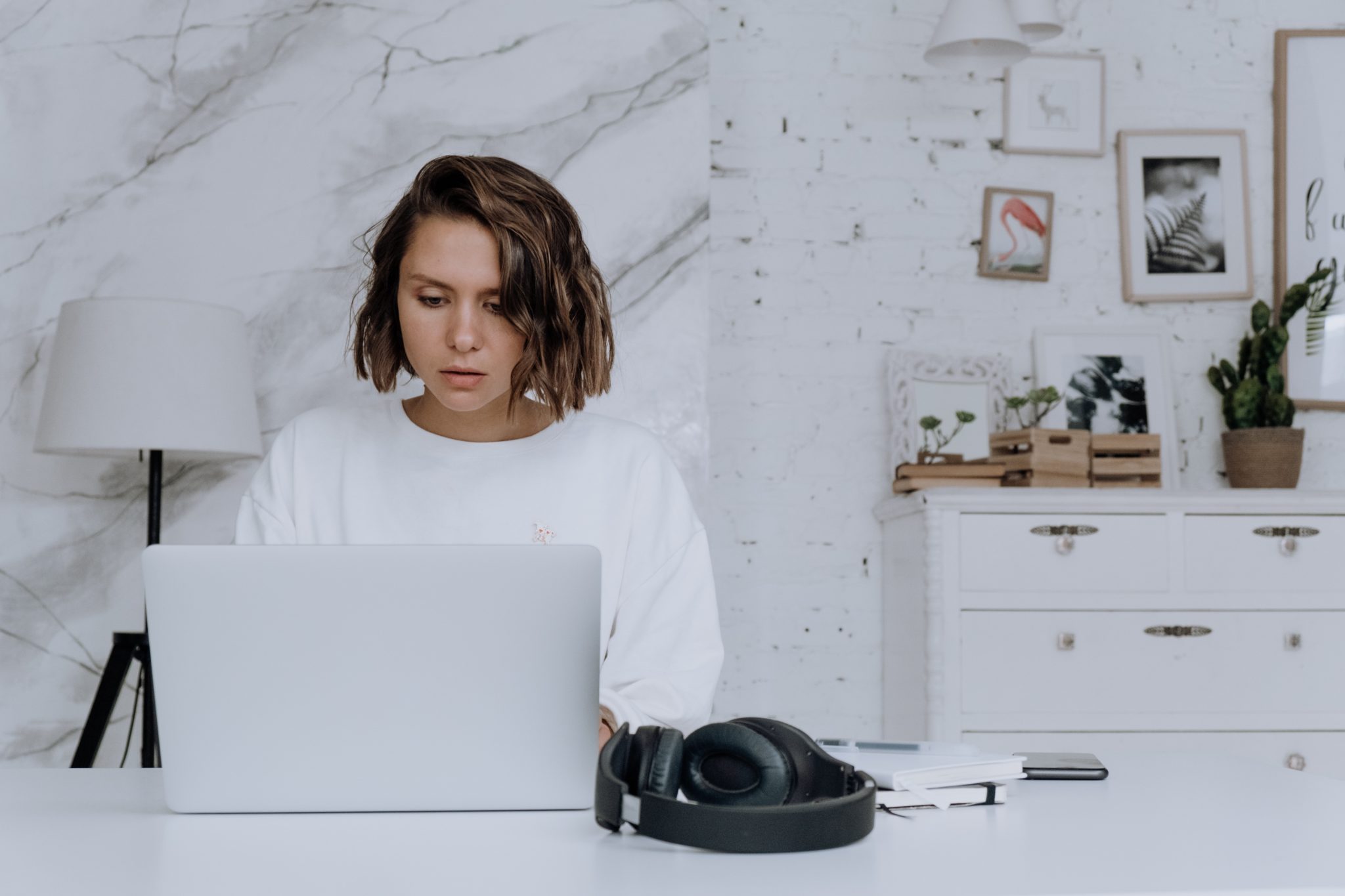 woman reading about the employability crisis